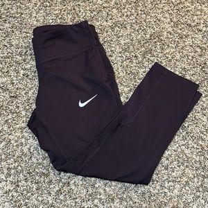 Nike Epic lux Capris - Deep Purple